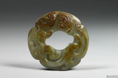 图片[2]-Crabapple Flower-shaped Jade Huan Ring with Double Beast Pattern, Southern Song to Yuan dynasty, 1127-1368-China Archive